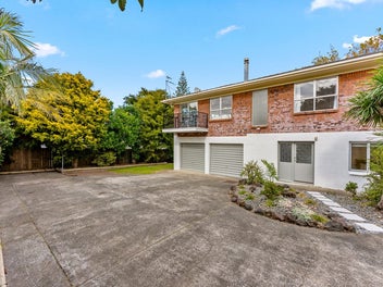 3/6 Gordon Avenue, Milford, Auckland