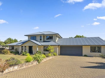 37 Nelson Crescent, Wainuiomata, Lower Hutt