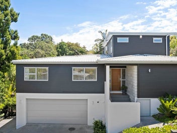 3/304 Beach Road, Campbells Bay, Auckland