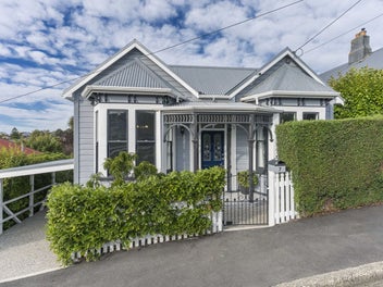 7 Mosgiel Street, Mornington, Dunedin