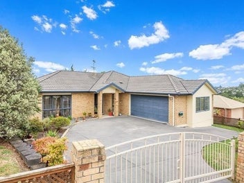 10 Fulmar Way, Unsworth Heights, Auckland