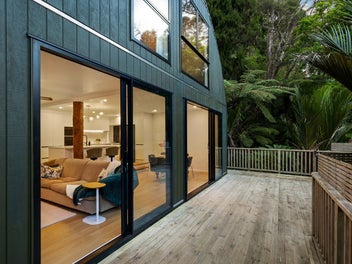 78 Mountain Road, Henderson Valley, Auckland