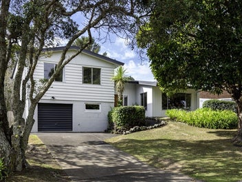 9 Juliet Avenue, Howick, Auckland