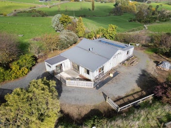 12 Tirohanga Road, Rotoorangi, Cambridge