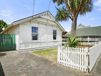 2 Patrick Street, Petone, Lower Hutt