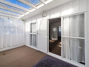 19 Churton Drive, Churton Park, Wellington