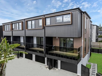 4/53 Court Crescent, Panmure, Auckland