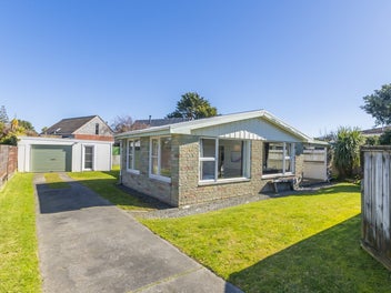 7 Watson DR, Paraparaumu Beach, Paraparaumu
