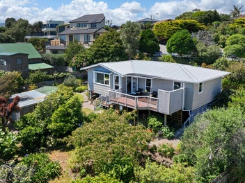 5 Sunset Terrace, Waikanae Beach, Waikanae