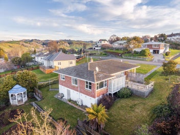12 Lark Street, Taihape, Taihape