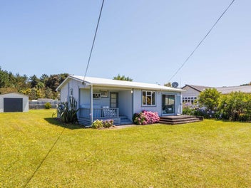 72 Nash Parade, Foxton Beach, Foxton