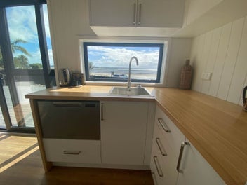 2/75 Torkar Road, Clarks Beach, Auckland