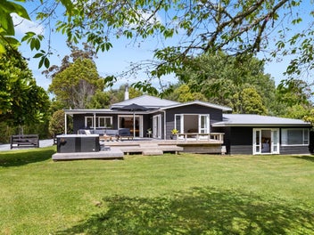 327 Point Wells Road, Warkworth