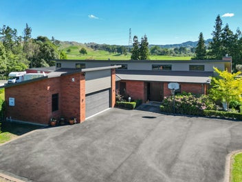 24 Highbrook Way, WHATAWHATA, HAMILTON