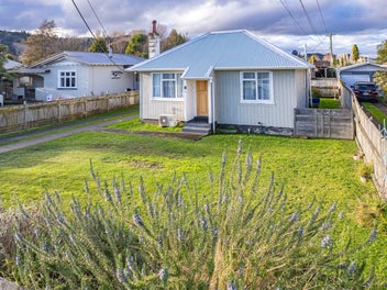 18 Lewis Avenue, Aramoho, Whanganui