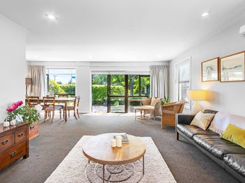 2 Woodbank Street, Somerfield, Christchurch