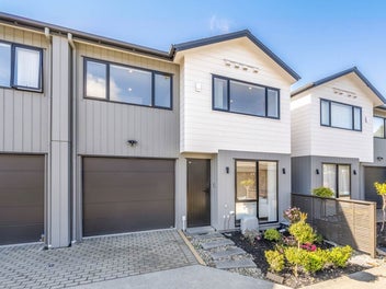 25D Oteha Valley Road, Northcross, Auckland