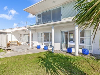 2/7 Onepoto Road, Hauraki, Auckland