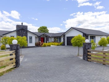 73 Huka Falls Road, Taupo
