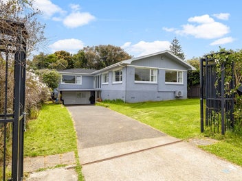 90 Lawrence Crescent, Hillpark, Auckland