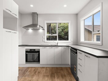 4/12 PEDDIE STREET, TARADALE, NAPIER