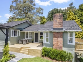 5 Alison Avenue, Herald Island, Auckland