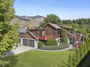 5 Norman Terrace, Wānaka