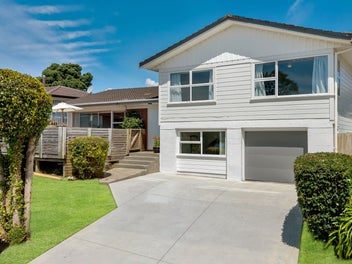 22 Archmillen Avenue, Pakuranga Heights, Auckland