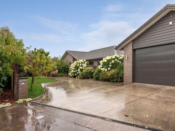 17 Carnation Court, Cambridge, Cambridge