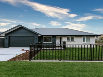 39 Gordon Street, Weston, Oamaru