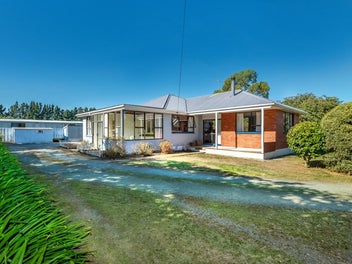 6 Sharlands Road, Rakaia