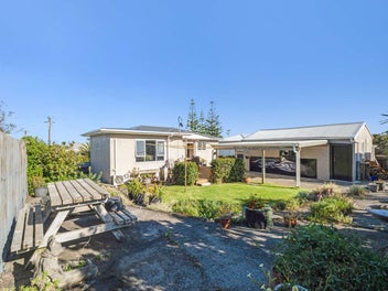 22 Egmont Street, Castlecliff, Whanganui