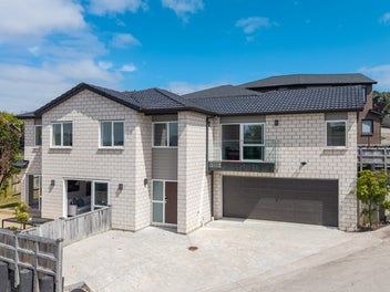 5 Pikareka Lane, Pakuranga, Auckland