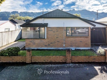 2/27 McParland Street, Ebdentown, Upper Hutt