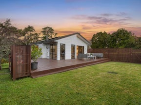41 Vintage Drive, Henderson, Auckland