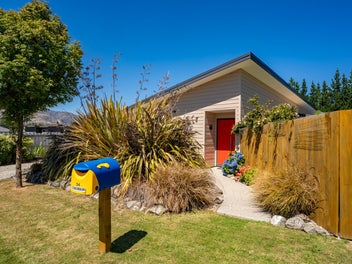 34 Little Maude Drive, Wanaka