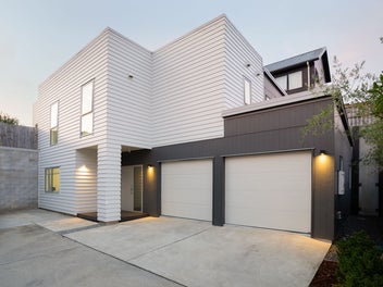 55 Ridgedale Crescent, Flagstaff, Hamilton