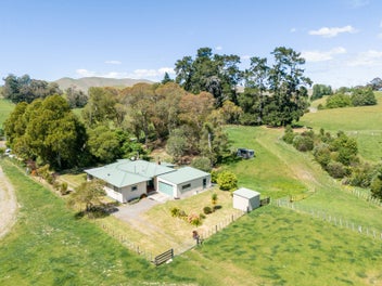 1872 Middle Road, Poukawa