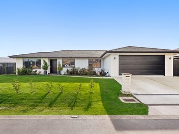 42 Buddle Road, Wallaceville, Upper Hutt