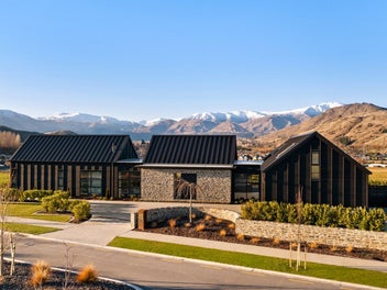 15 Kawarau Heights Boulevard, Lake Hayes, Queenstown