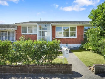 2/919 Mount Eden Road, Mount Eden, Auckland