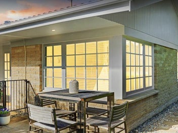 2/202 Fisher Parade, Farm Cove, Auckland