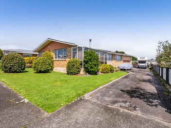 40 Nevada Drive, Merrilands, New Plymouth