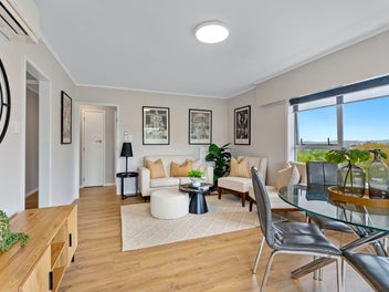 5/13 Richards Ave, Forrest Hill, North Shore City