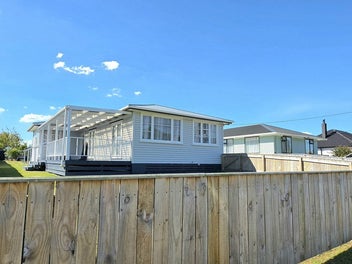 44 Mill Street, Marton