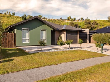 35 Woodstock RD, Lower Shotover, QUEENSTOWN