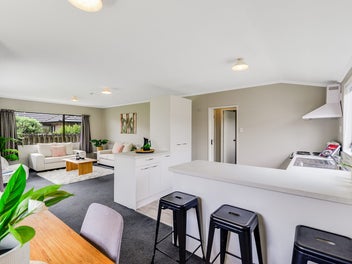 6/55 Tuhikaramea Road, Dinsdale, Hamilton