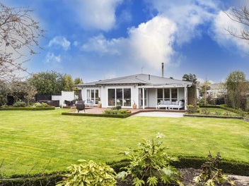 9 Riverside Lane, Spencerville, Christchurch