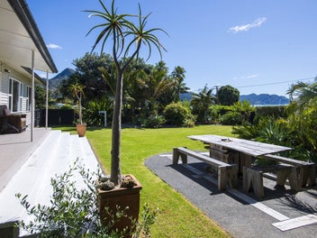 6 Mere Street, Tokomaru Bay, Tokomaru Bay