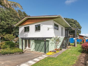 6 Springfield Avenue, Thornton Bay, Thames